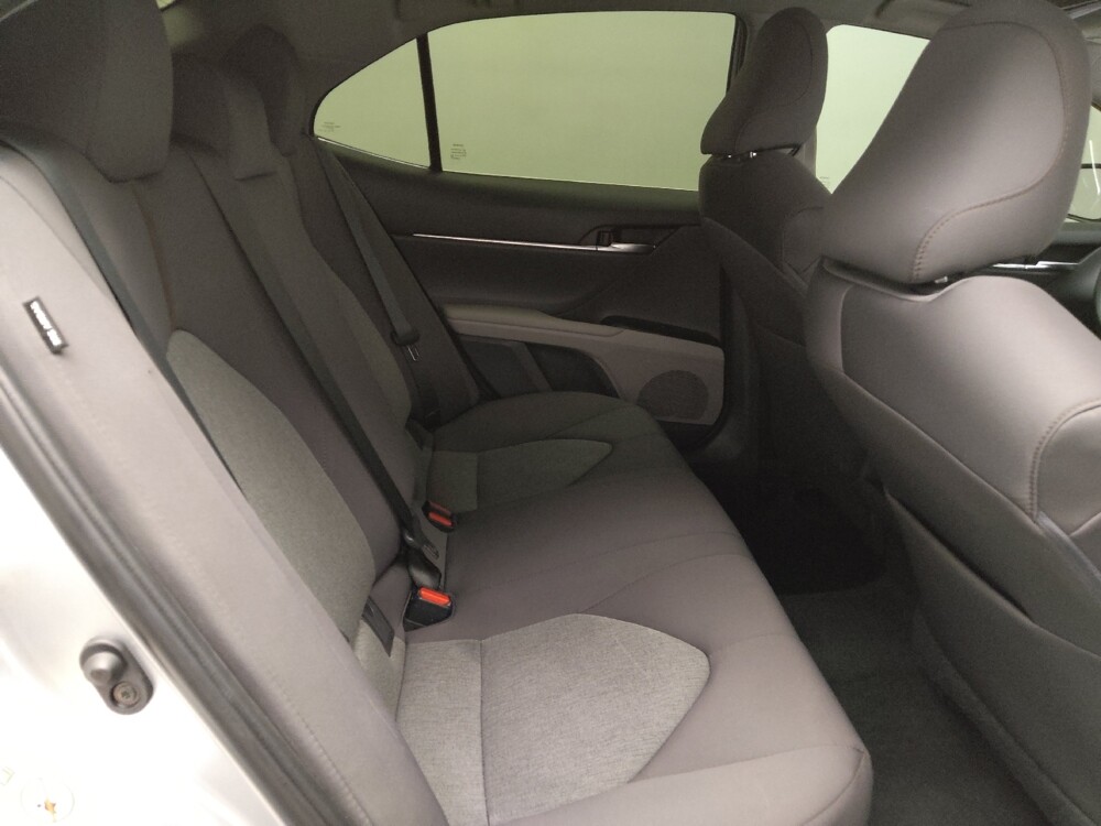 2018 Toyota Camry in Arlington, TX 76011 - 18094187 19