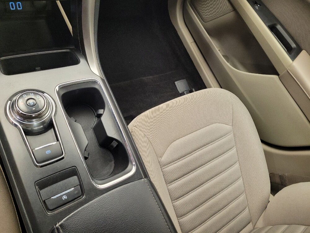 2019 Ford Fusion in Riverside, CA 92504 - 18094194 26