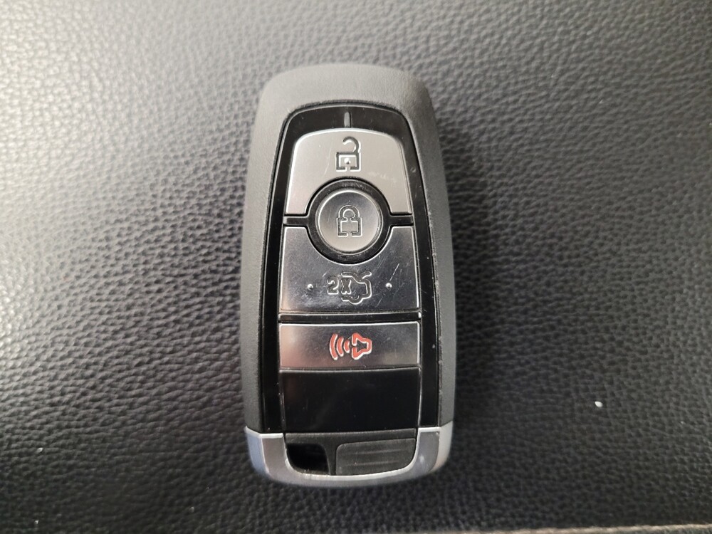 2019 Ford Fusion in Riverside, CA 92504 - 18094194 32