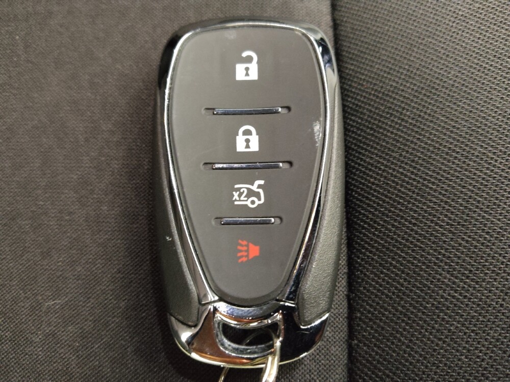 2018 Chevrolet Malibu in Lombard, IL 60148 - 18094198 32