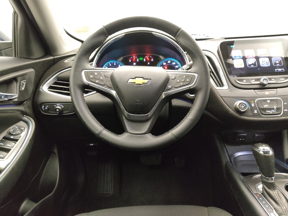 2018 Chevrolet Malibu in Lombard, IL 60148 - 18094198 22