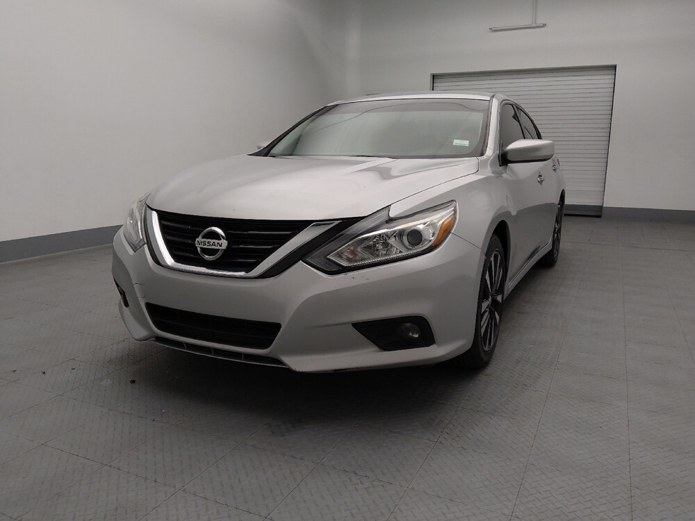2018 Nissan Altima in Wichita, KS 67207 - 18094205 15