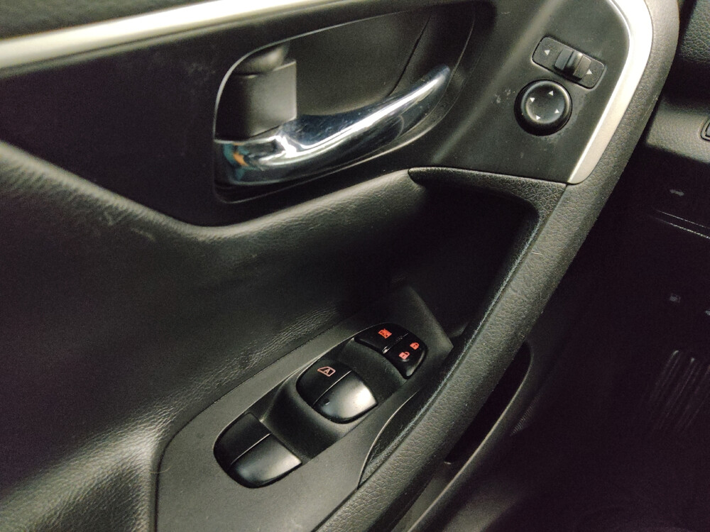 2018 Nissan Altima in Wichita, KS 67207 - 18094205 27