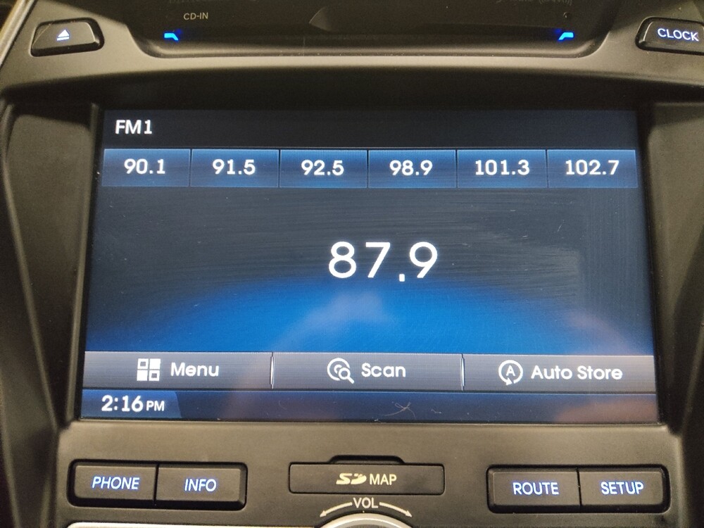 2013 Hyundai Santa Fe in Pittsburgh, PA 15236 - 18094208 25