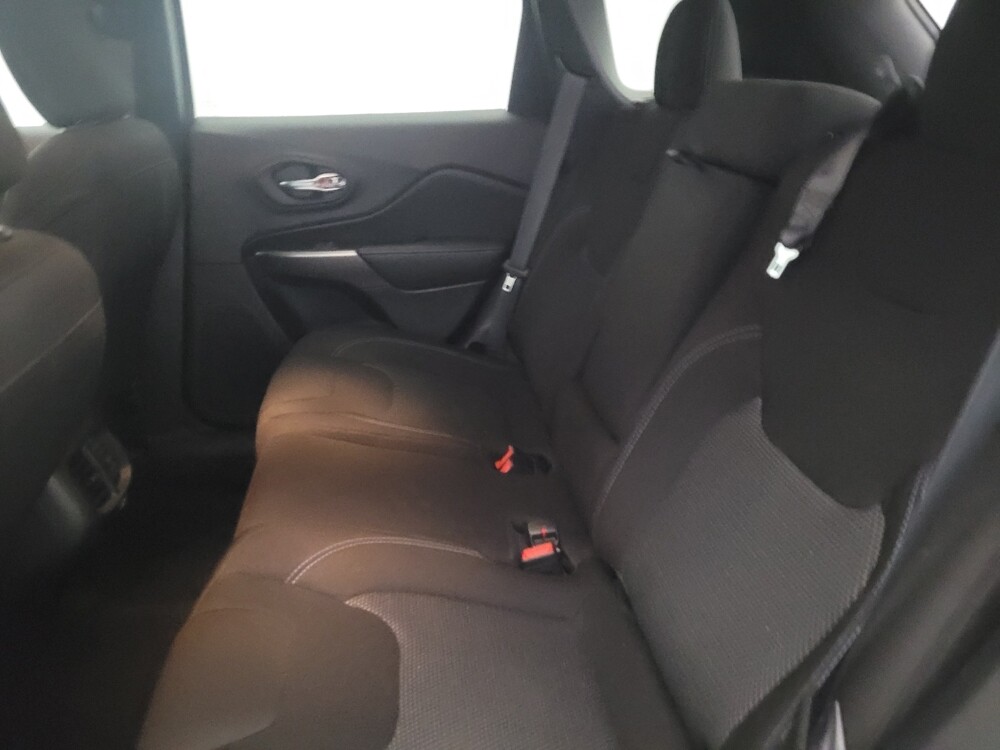 2019 Jeep Cherokee in Glen Burnie, MD 21061 - 18094218 18