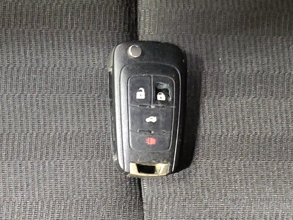 2013 Chevrolet Camaro in Raleigh, NC 27604 - 18094225 32