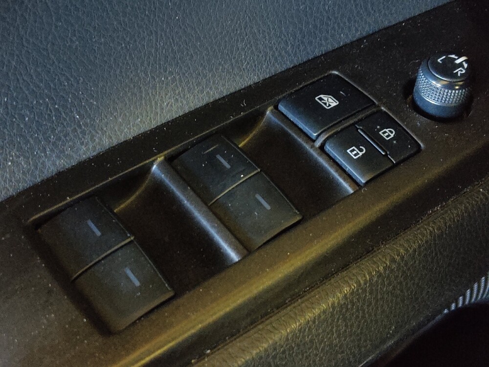 2021 Toyota Camry in Baton Rouge, LA 70816 - 18094226 27