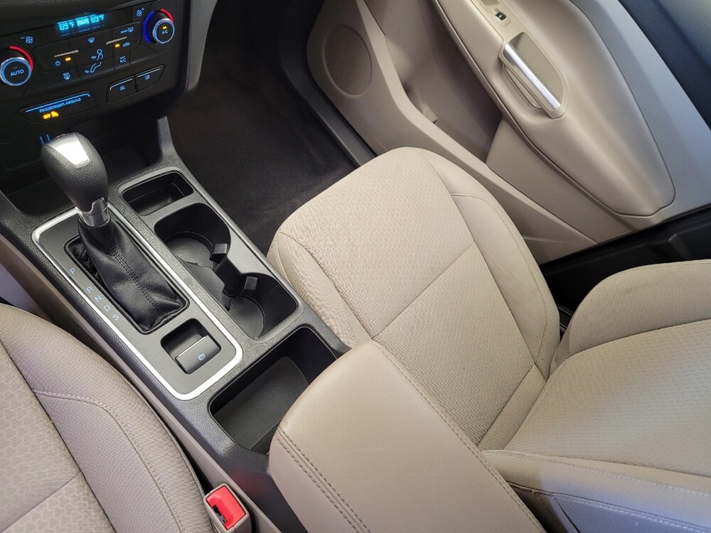 2017 Ford Escape in Torrance, CA 90504 - 18094228 26