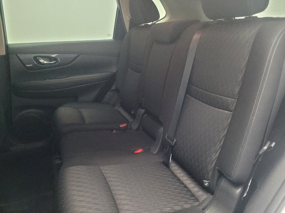 2017 Nissan Rogue in Jackson, MS 39211 - 18094229 18