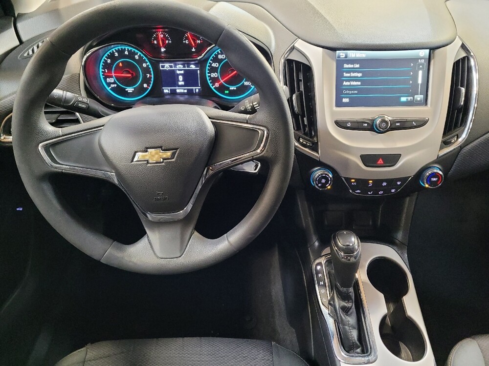 2018 Chevrolet Cruze in Montclair, CA 91763 - 18094231 22