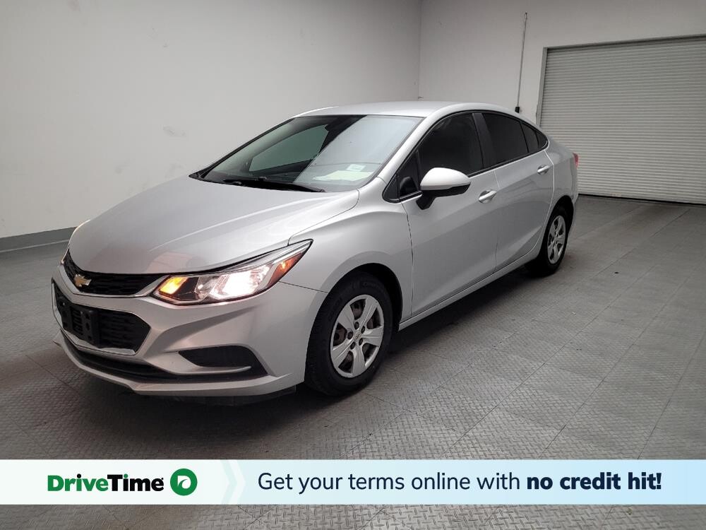 2018 Chevrolet Cruze in Montclair, CA 91763 - 18094231