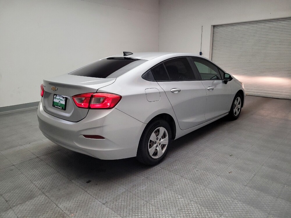 2018 Chevrolet Cruze in Montclair, CA 91763 - 18094231 9