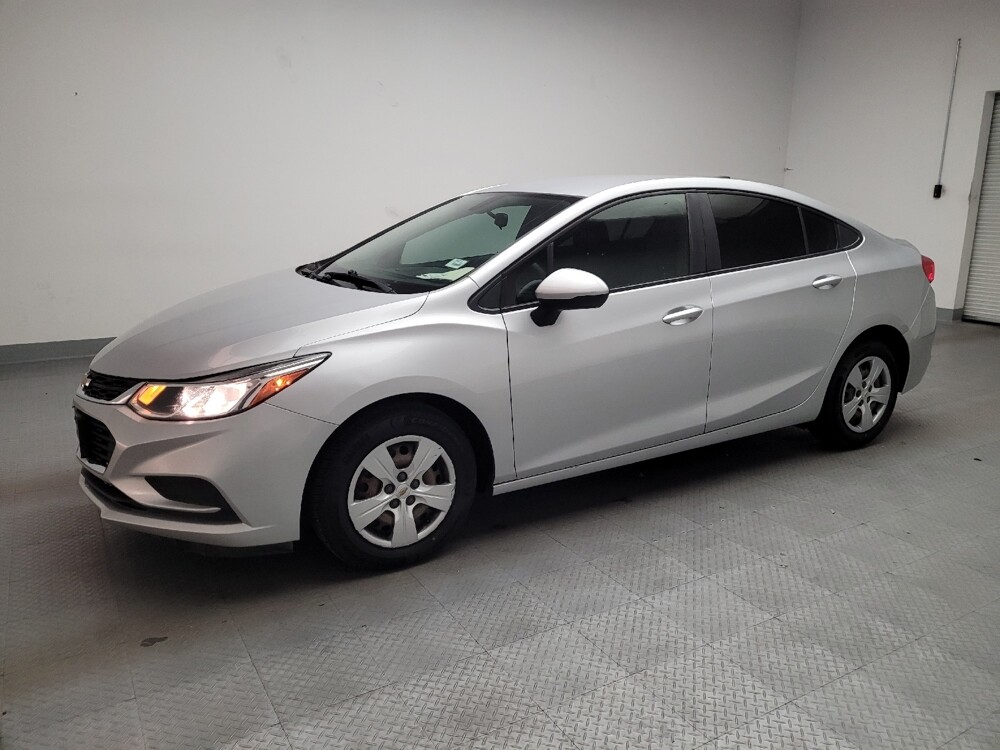 2018 Chevrolet Cruze in Montclair, CA 91763 - 18094231 2