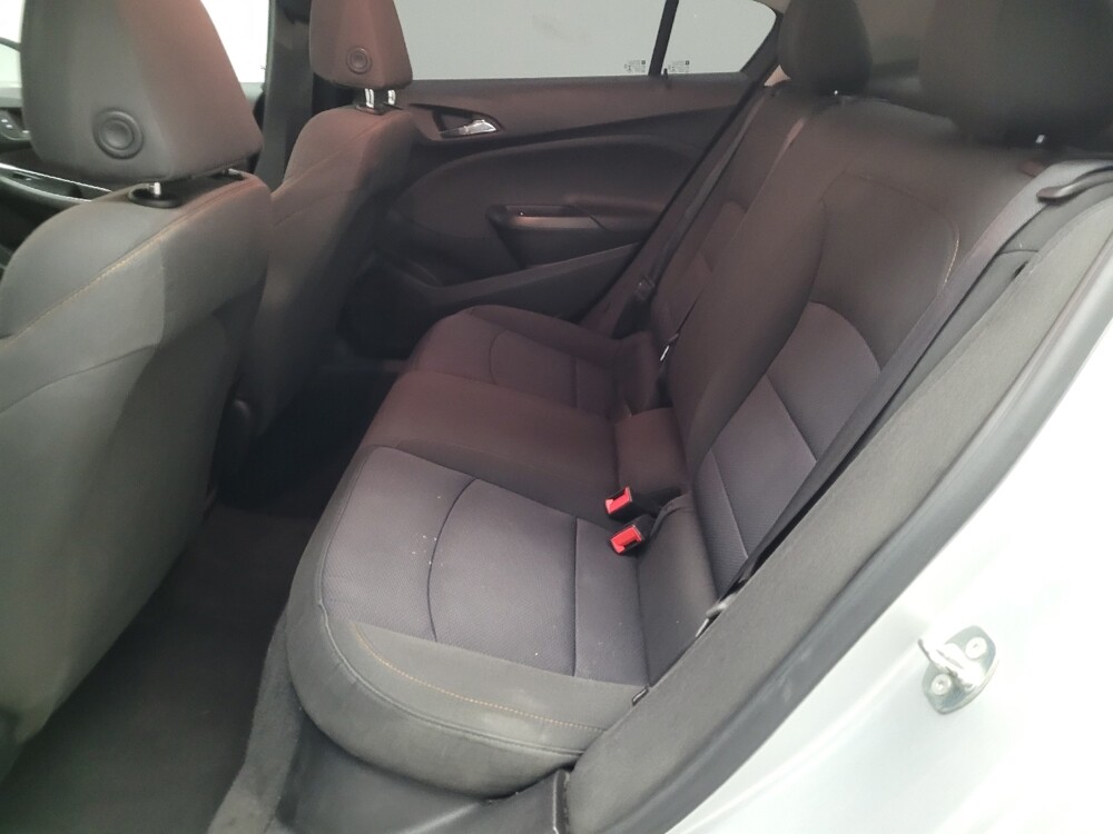 2018 Chevrolet Cruze in Montclair, CA 91763 - 18094231 18