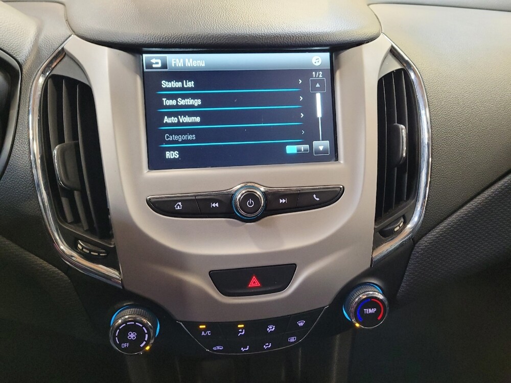 2018 Chevrolet Cruze in Montclair, CA 91763 - 18094231 25