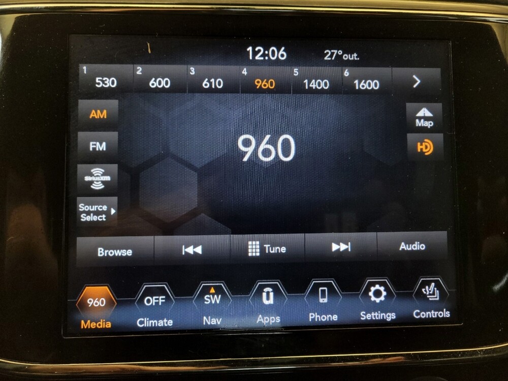 2021 Jeep Grand Cherokee in Louisville, KY 40258 - 18094236 25