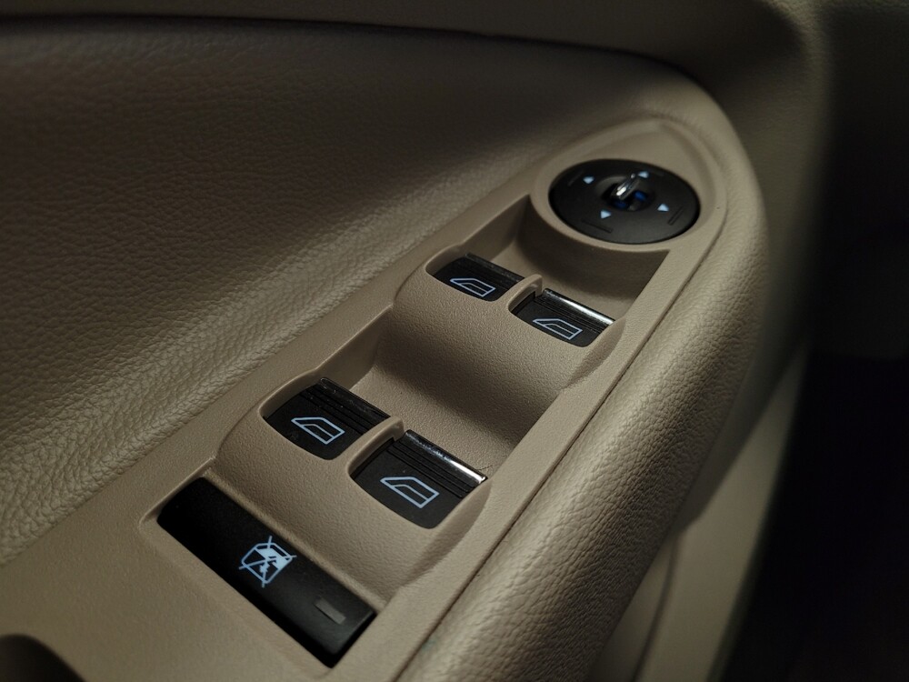 2013 Ford Escape in Lexington, KY 40509 - 18094237 27