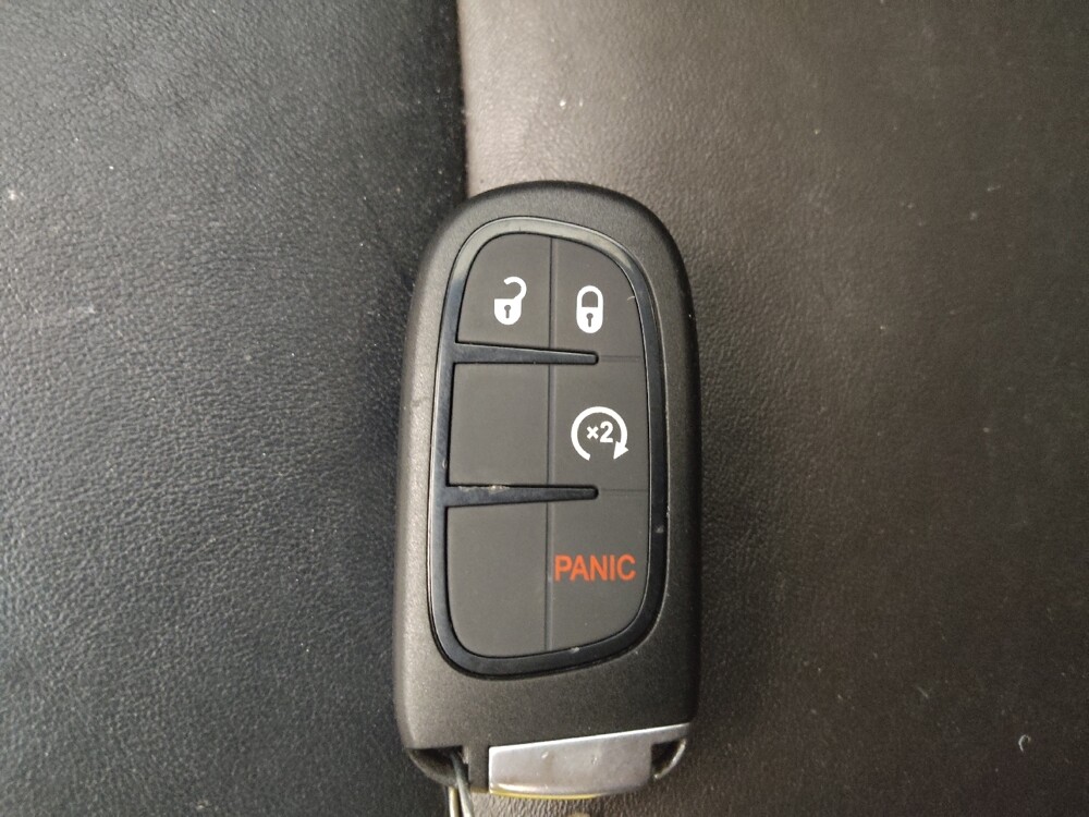 2017 Jeep Cherokee in Bradenton, FL 34207 - 18094245 32