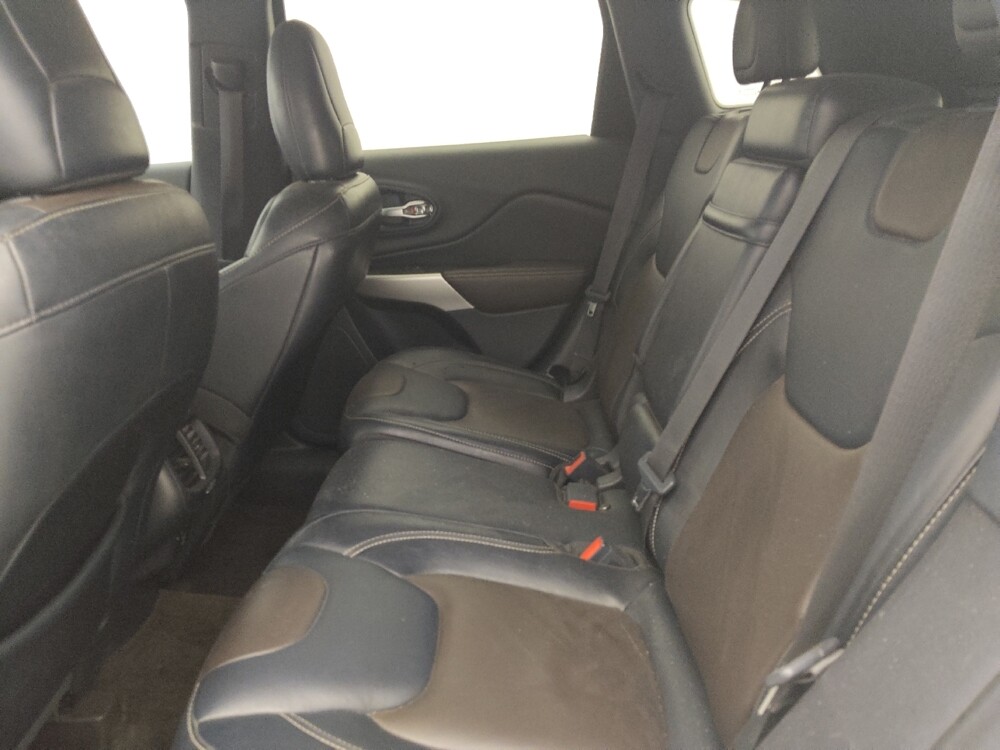 2017 Jeep Cherokee in Bradenton, FL 34207 - 18094245 18