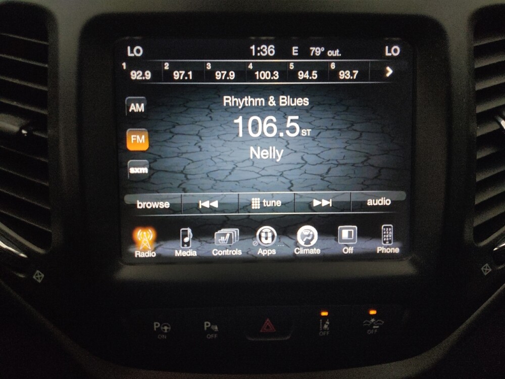 2017 Jeep Cherokee in Bradenton, FL 34207 - 18094245 25