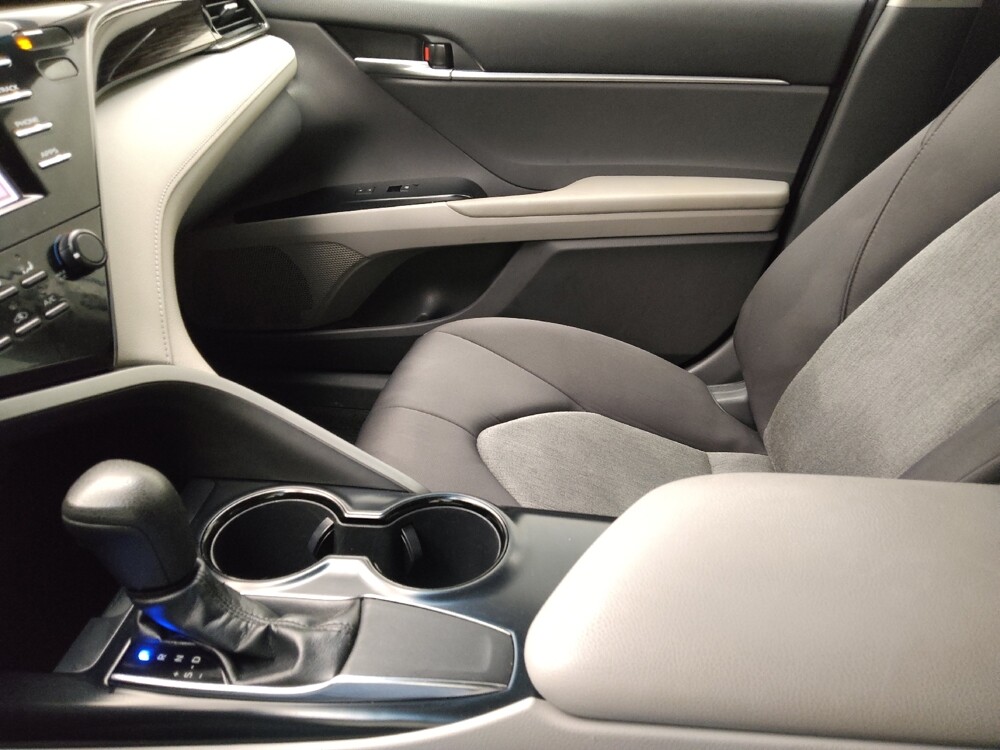 2019 Toyota Camry in Lombard, IL 60148 - 18094252 26