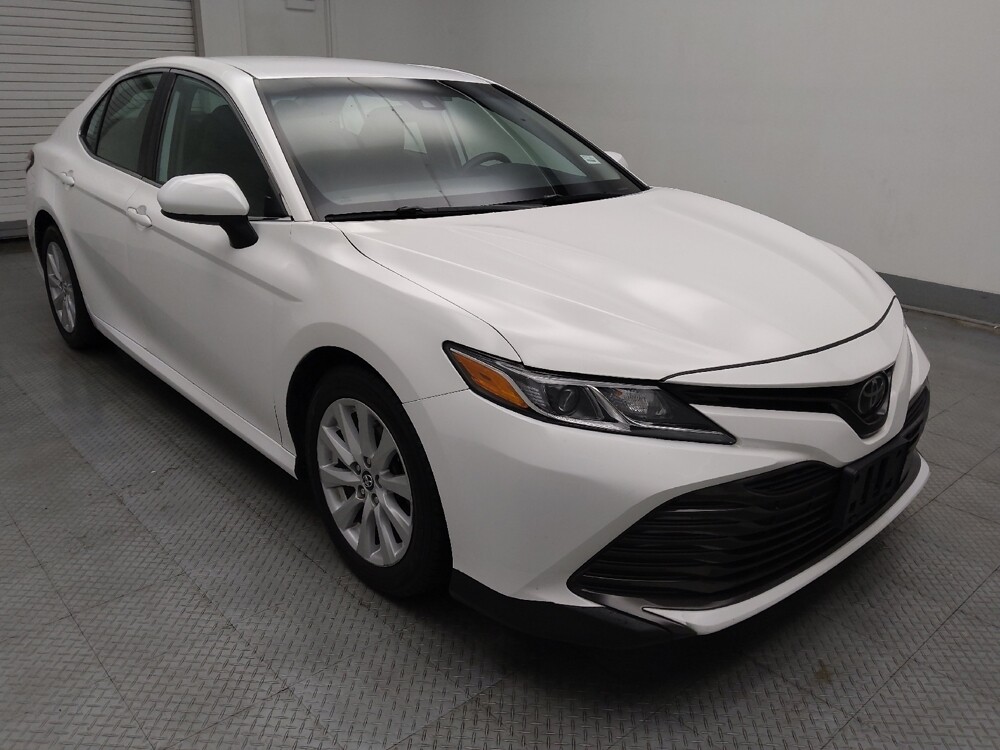 2019 Toyota Camry in Lombard, IL 60148 - 18094252 13