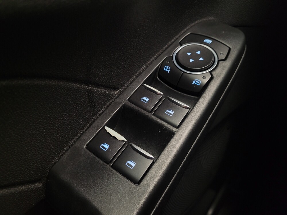 2022 Ford Escape in Fairfield, OH 45014 - 18094257 27