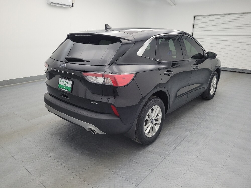 2022 Ford Escape in Fairfield, OH 45014 - 18094257 9