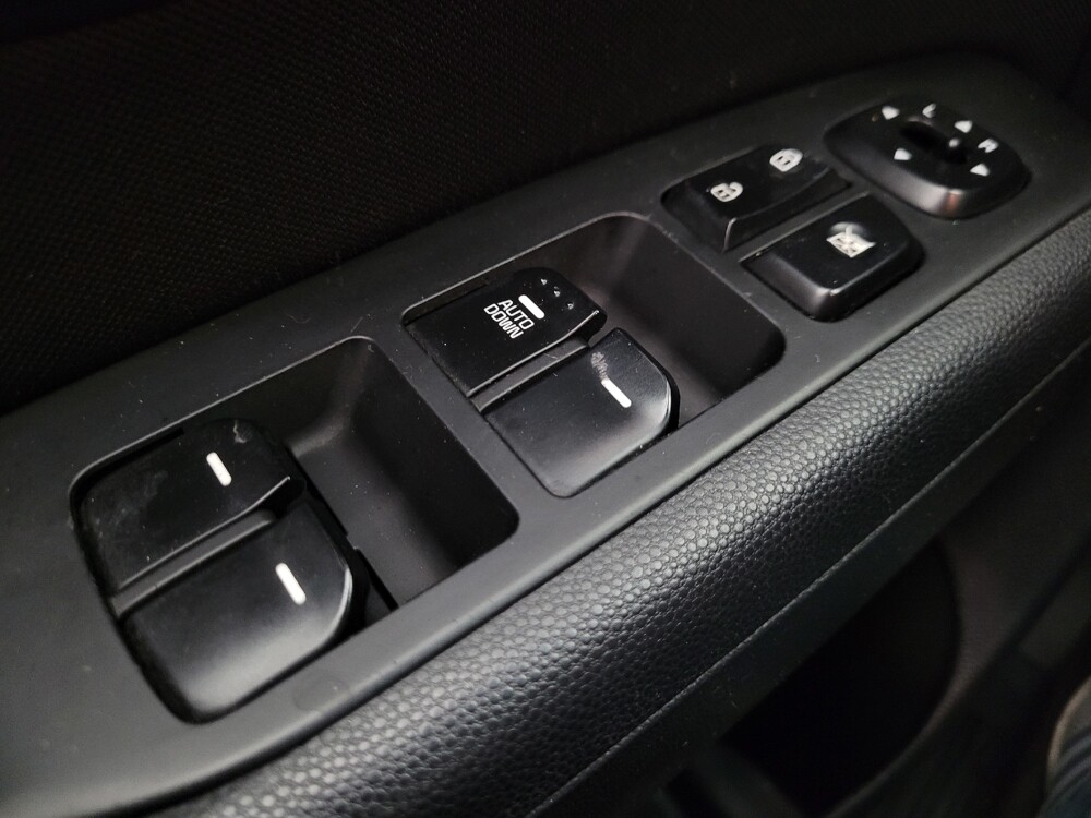 2016 Kia Soul in Phoenix, AZ 85015 - 18094259 27