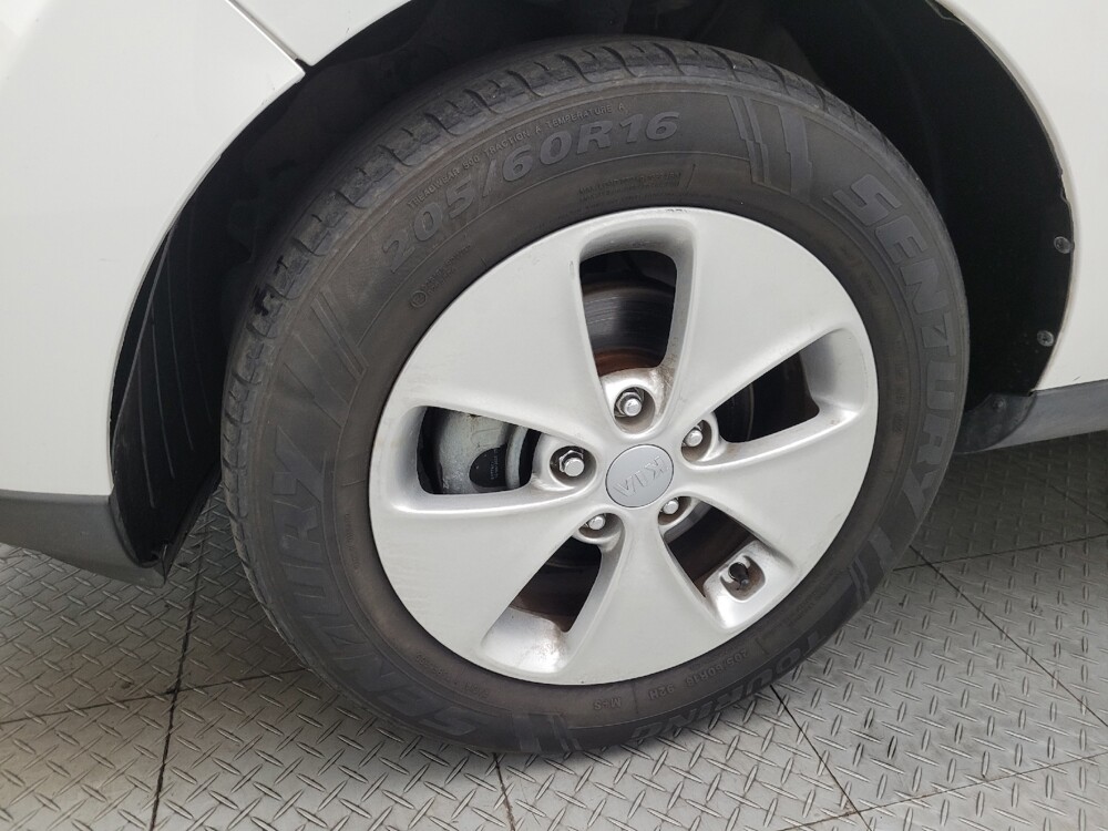 2016 Kia Soul in Phoenix, AZ 85015 - 18094259 31