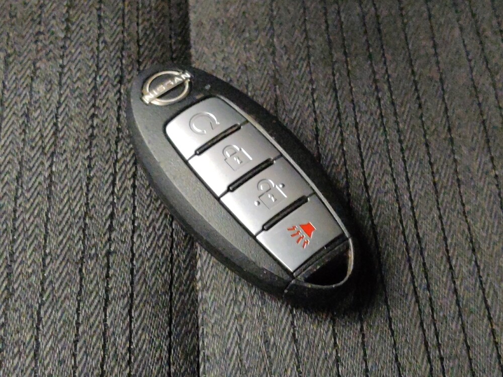 2022 Nissan Rogue in Phoenix, AZ 85015 - 18094261 32