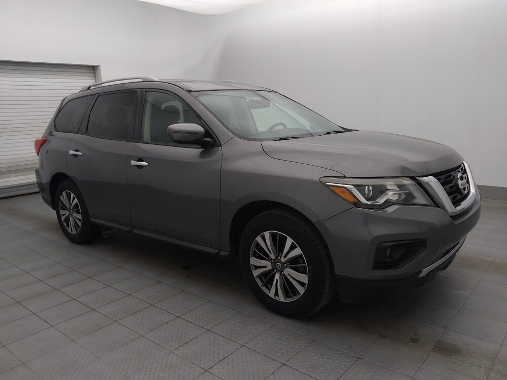 2019 Nissan Pathfinder in Tampa, FL 33612 - 18094263 11