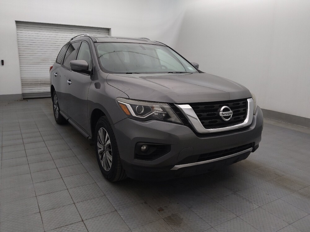 2019 Nissan Pathfinder in Tampa, FL 33612 - 18094263 13