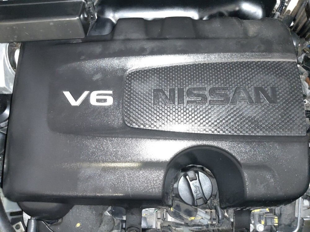 2019 Nissan Pathfinder in Tampa, FL 33612 - 18094263 30