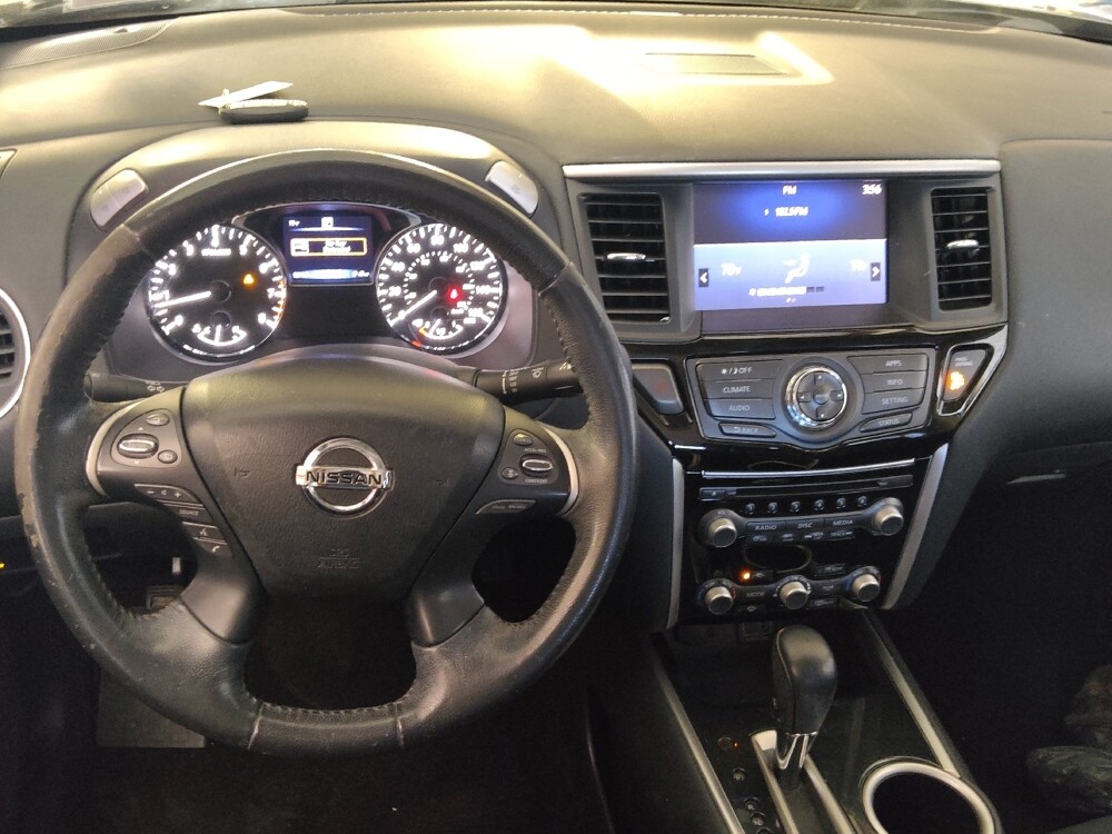 2019 Nissan Pathfinder in Tampa, FL 33612 - 18094263 22