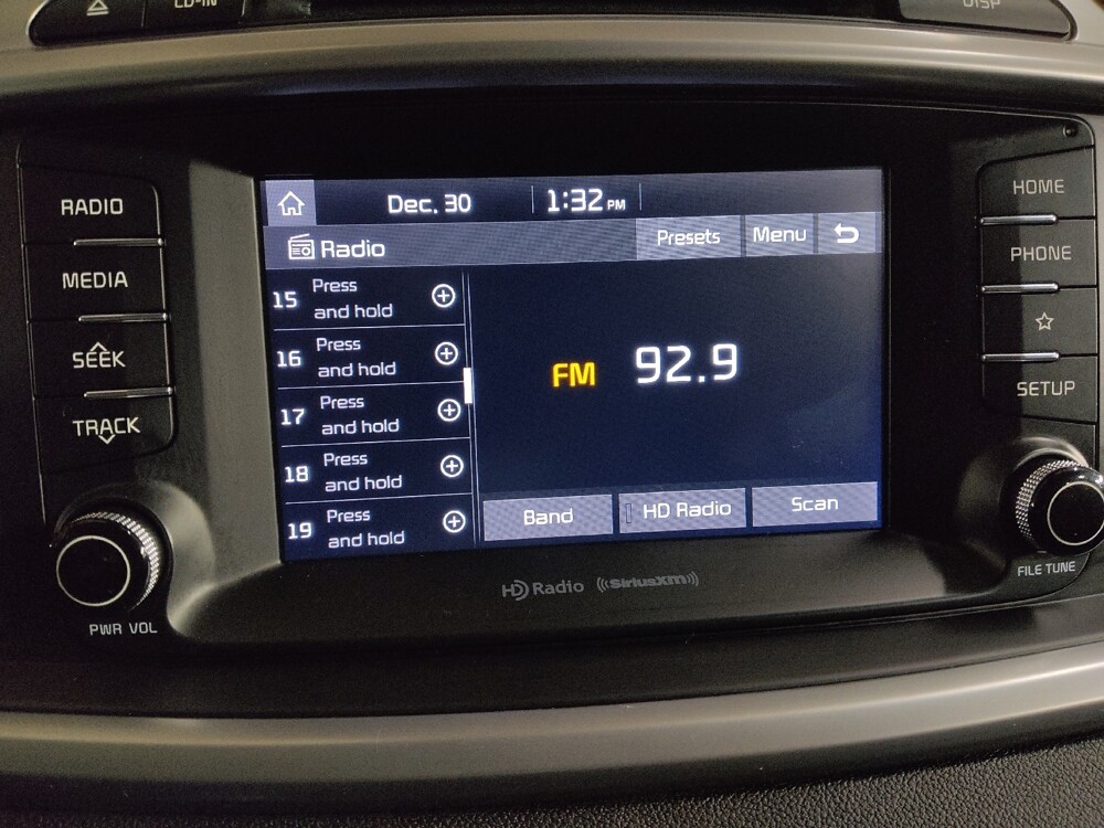 2019 Kia Sorento in Union City, GA 30291 - 18094266 25