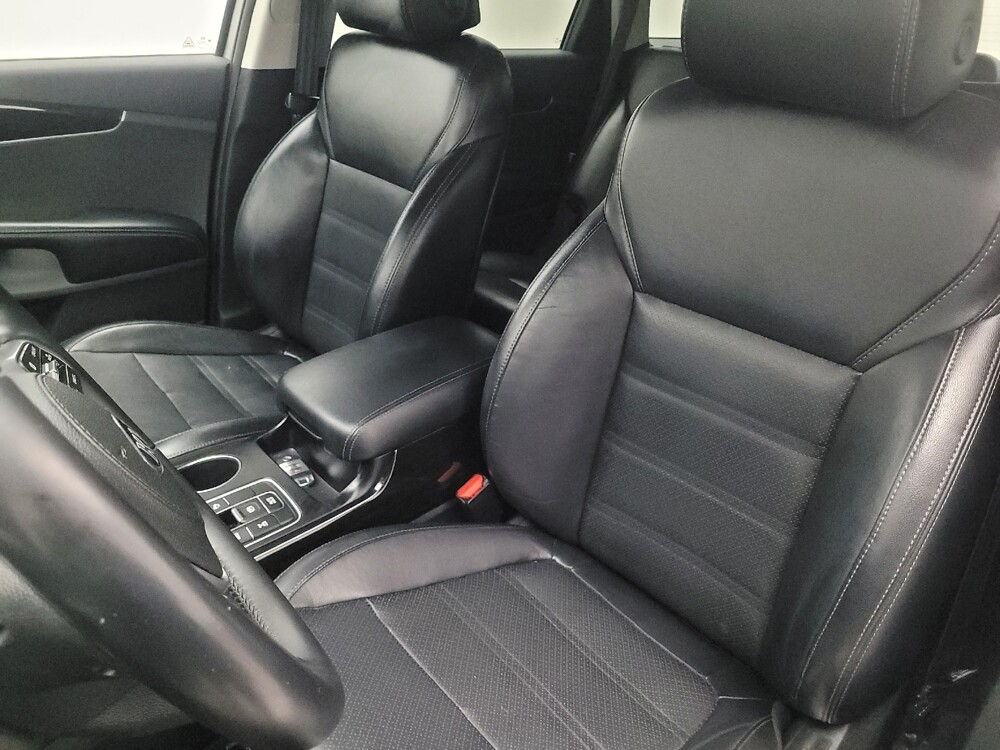 2019 Kia Sorento in Union City, GA 30291 - 18094266 17