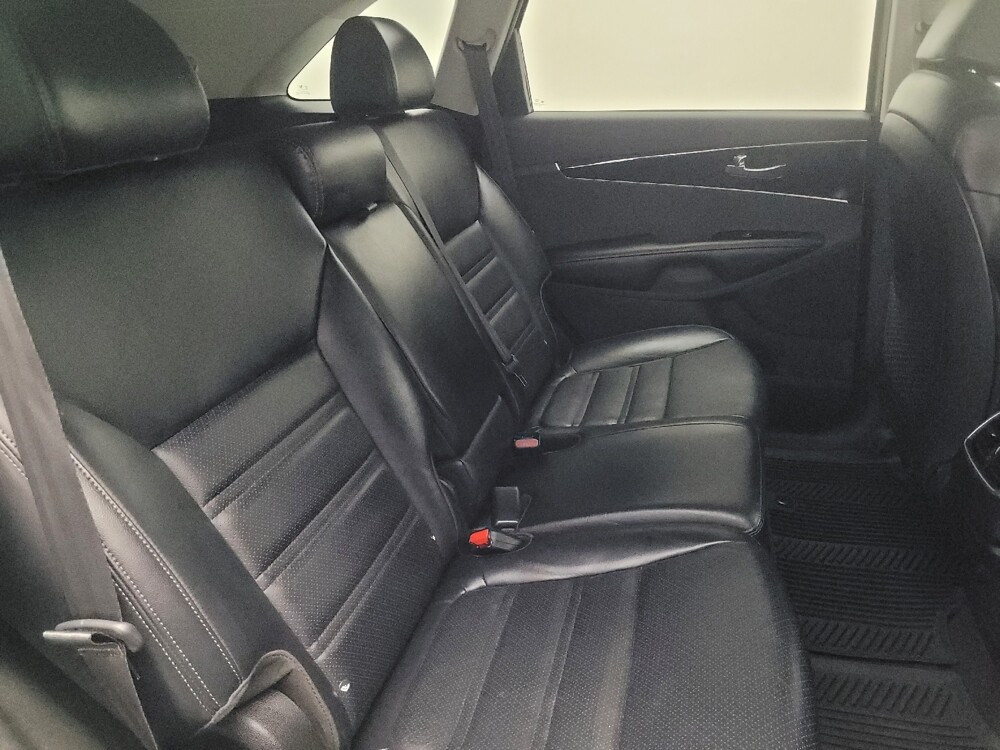 2019 Kia Sorento in Union City, GA 30291 - 18094266 19