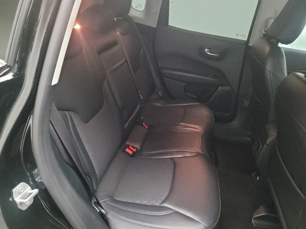 2018 Jeep Compass in Montclair, CA 91763 - 18094267 19