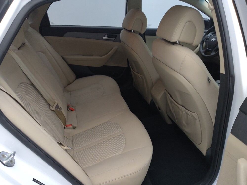 2017 Hyundai Sonata in Independence, MO 64055 - 18094273 19