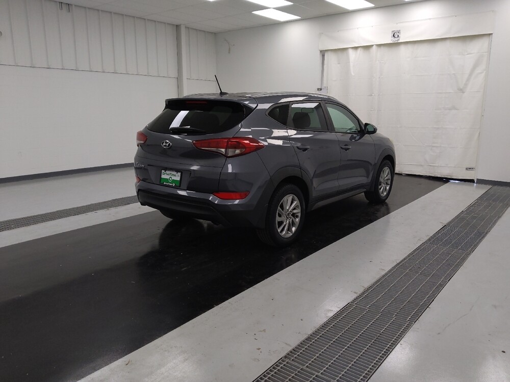 2016 Hyundai Tucson in St. Louis, MO 63125 - 18094275 9
