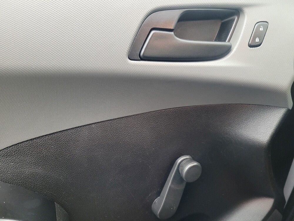 2020 Chevrolet Sonic in Memphis, TN 38115 - 18094276 27