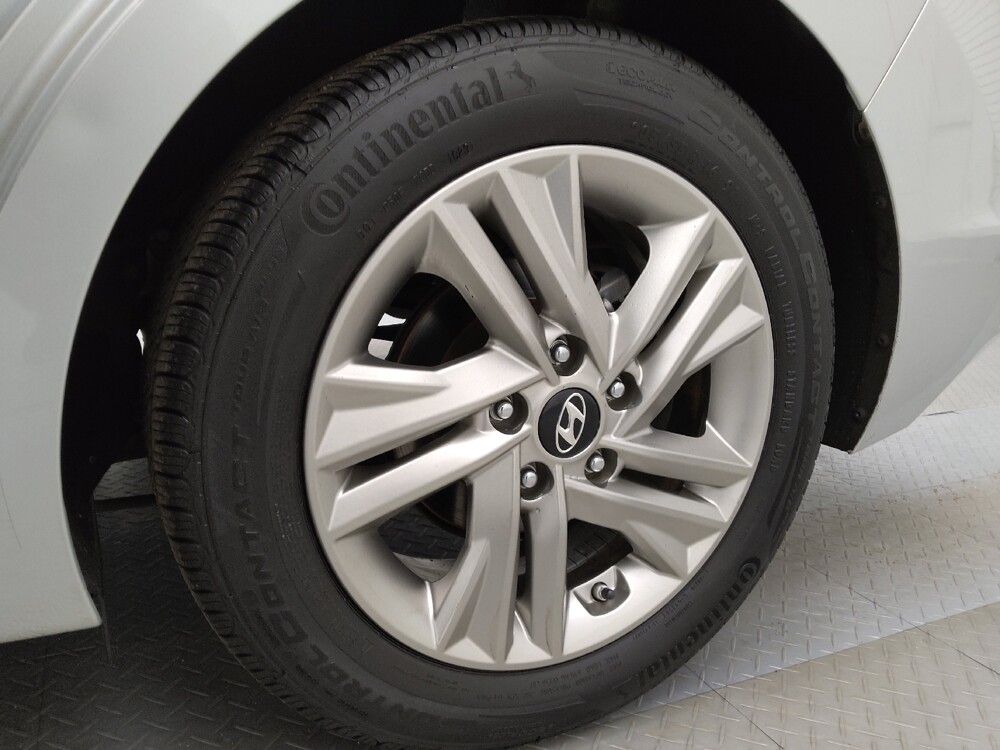 2019 Hyundai Elantra in Denver, CO 80012 - 18094277 31