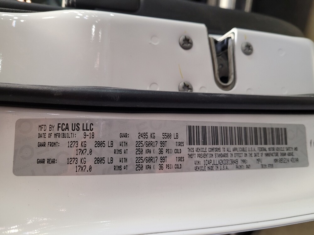 2019 Jeep Cherokee in Fresno, CA 93726 - 18094279 33