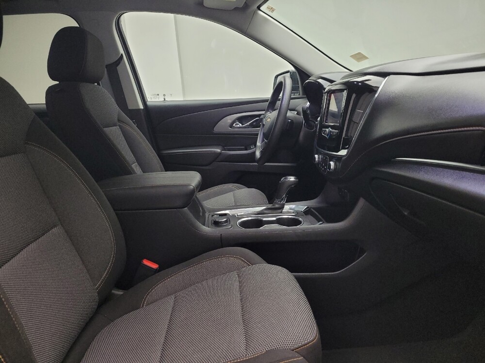 2020 Chevrolet Traverse in Grand Rapids, MI 49508 - 18094284 21