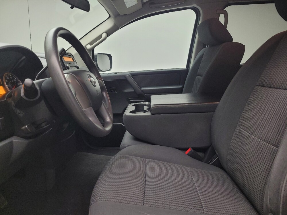 2014 Nissan Titan in Grand Rapids, MI 49508 - 18094288 17