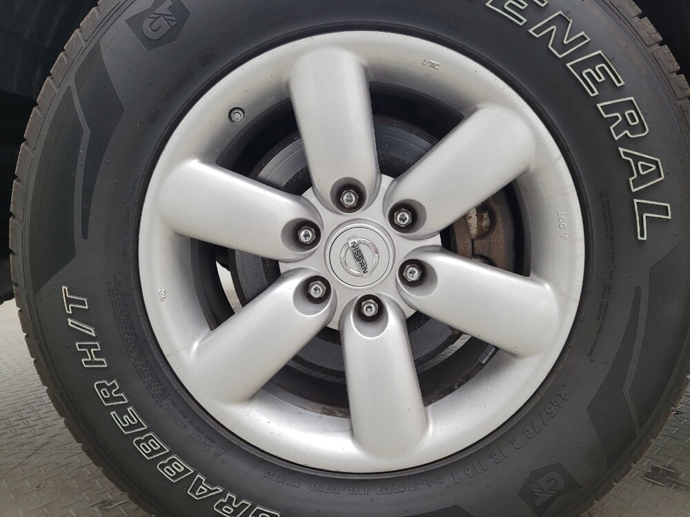 2014 Nissan Titan in Grand Rapids, MI 49508 - 18094288 31