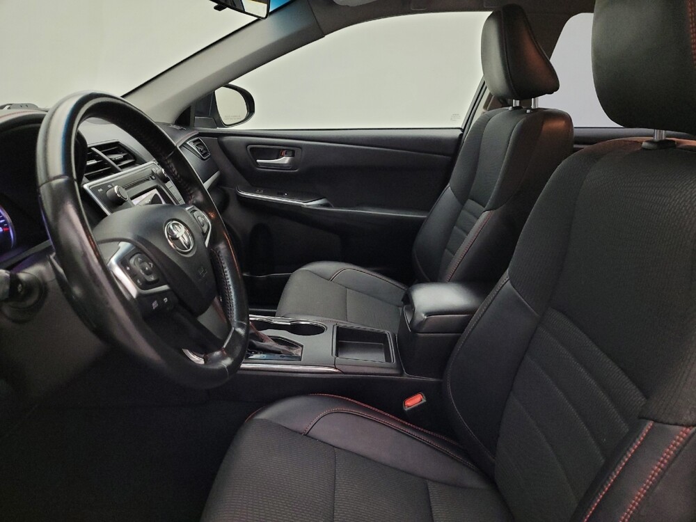 2016 Toyota Camry in Glendale, AZ 85301 - 18094290 17