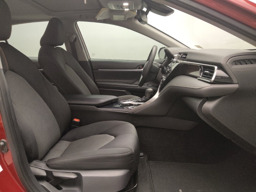 2019 Toyota Camry in Temple, TX 76502 - 18094296 21