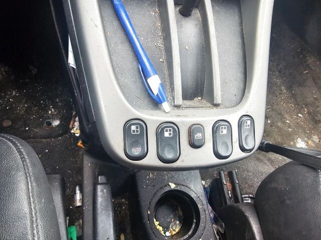 2006 Pontiac Torrent in Wadena, MN 56482 - 18094302 8